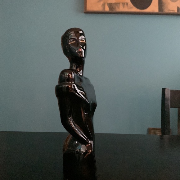 Vintage Mid Century Ceramic Shiny Glaze Female Figurine - Picture 10 of 13